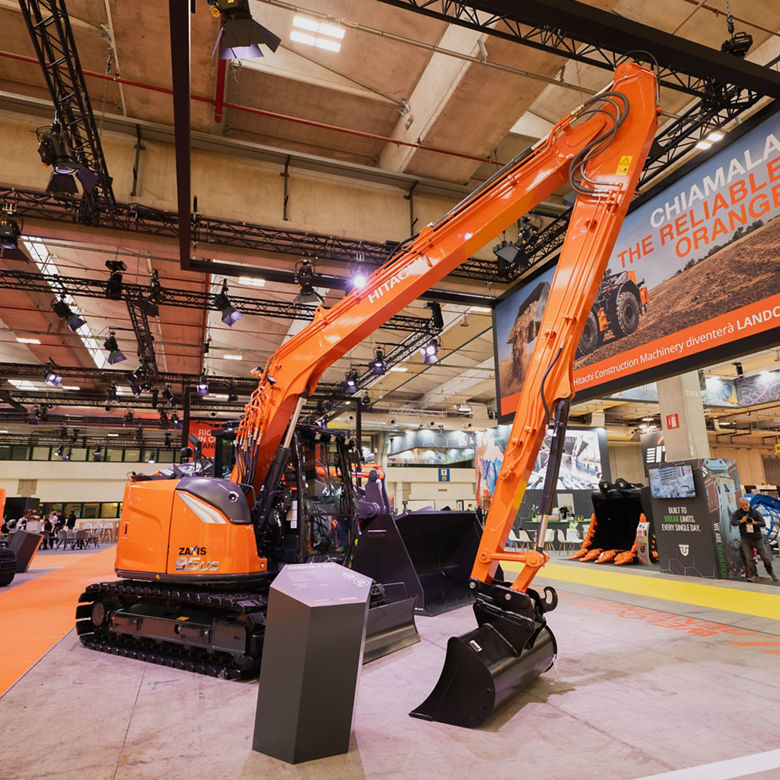 Far-reaching capabilities and precision grading in the tightest of
